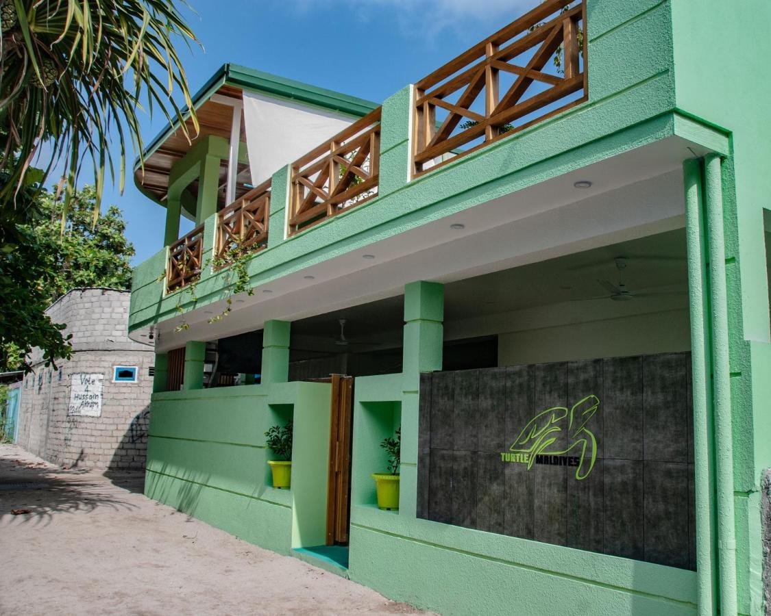 Turtle Maldives - Your Gateway To The Beach & Marine Adventures Await! Omadhoo Exterior photo
